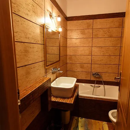 Argo - Your Luxury With Private Garden In